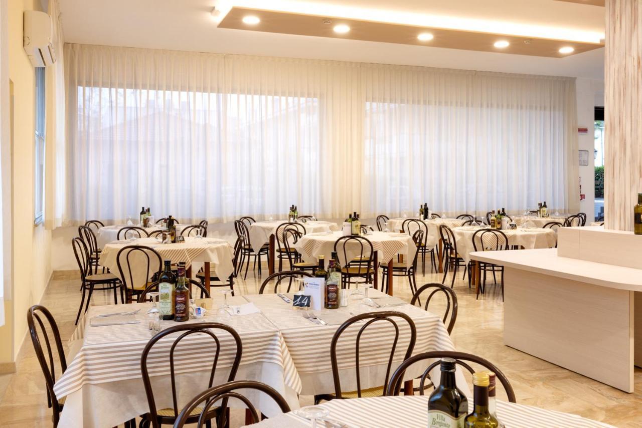 Hotel Giordo Rimini Zewnętrze zdjęcie